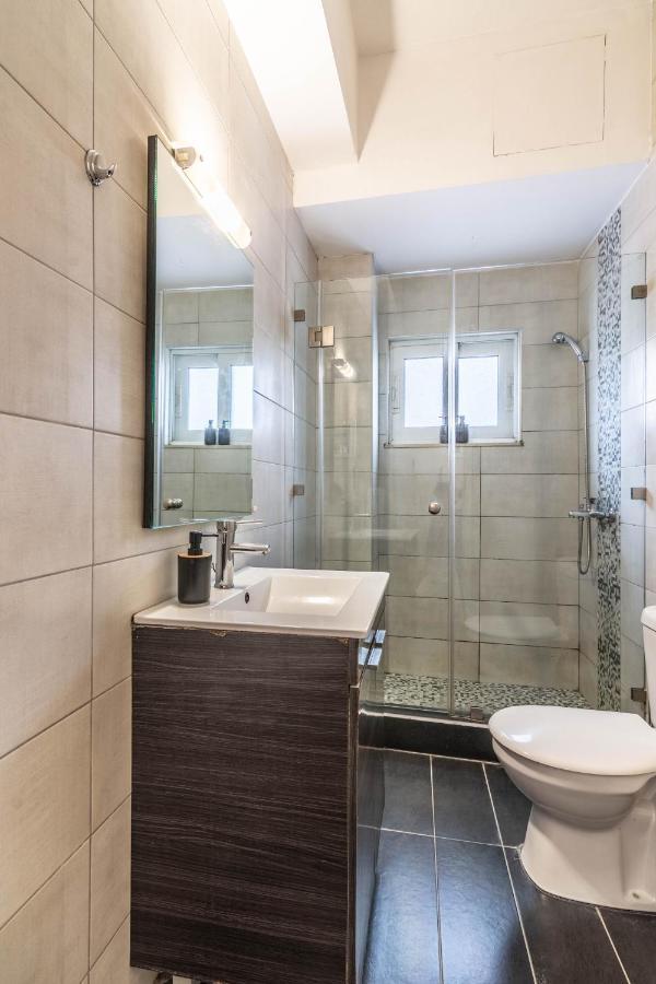 Aris Neos Kosmos Apartment Athens Luaran gambar